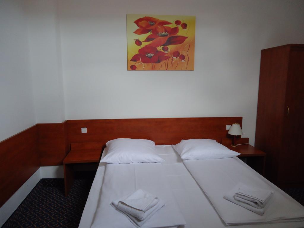 City Hotel Am Kurfuerstendamm Berlin Dış mekan fotoğraf