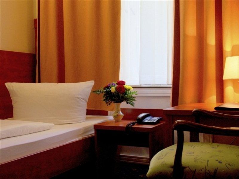 City Hotel Am Kurfuerstendamm Berlin Dış mekan fotoğraf